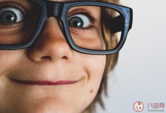 预防近视用什么光源 如何防控近视