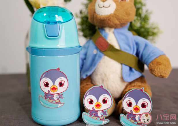 几十块塑料水杯能给孩子用吗 购买儿童水杯要注意什么