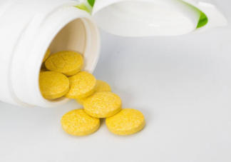 孩子吃保健品会性早熟吗 孩子可以吃保健品吗