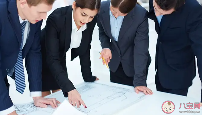 年轻人如何混职场 职场环境对年轻人友好吗