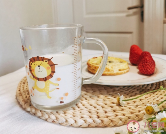 选择奶粉时你有纠结症吗 婴幼儿奶粉如何选择