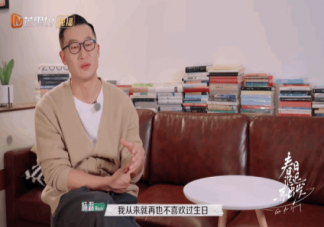 怎样对待受原生家庭创伤的人 原生家庭创伤对亲密关系的影响