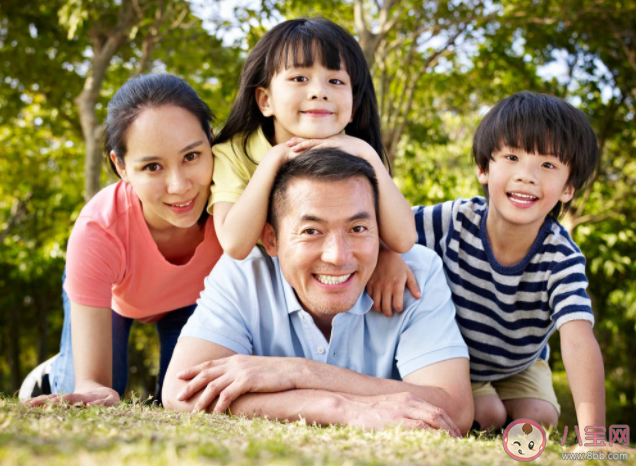 鸡娃教育更熬孩子还是家长 应不应该卷起来