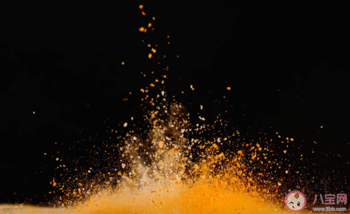 锅开着火倒面粉和先关火再喷杀虫剂哪种行为会引起厨房火灾 蚂蚁庄园4月25日正确答案