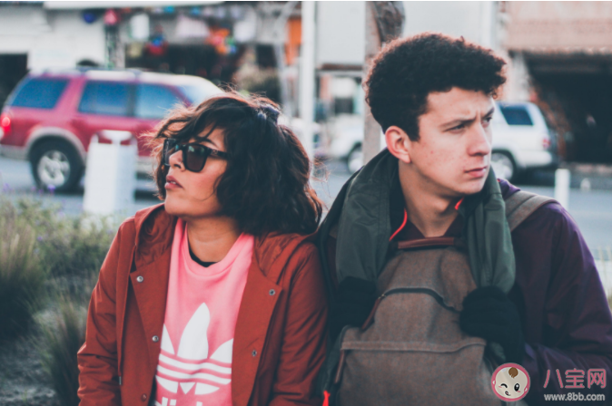 为什么说要先谋生再谋爱 感情里爱重要还是生存重要 为什么说要先谋生再谋爱 感情里爱重要还是生存重要