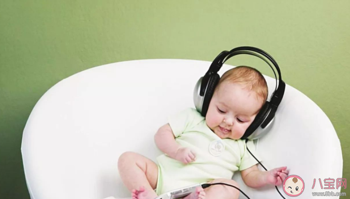 这些姿势错误的磨耳朵不要学 学英语如何正确磨耳朵 这些姿势错误的磨耳朵不要学 学英语如何正确磨耳朵