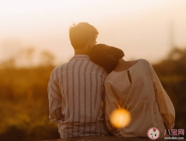 爱情开始于一见钟情还是友谊变质 异性相处哪几种关系最容易变质