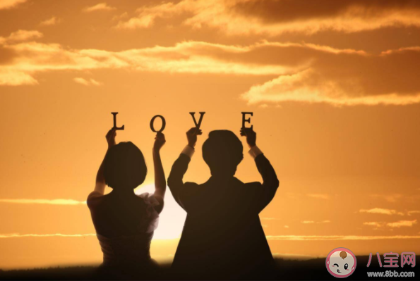 恋爱让人智商下降是真的吗 恋爱中情商有多重要