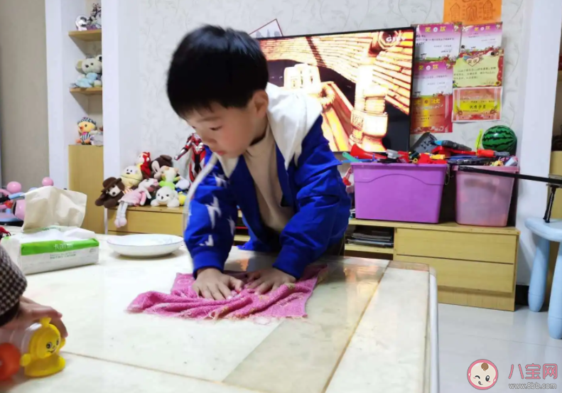 为什么孩子要从小做家务 让孩子学做家务有什么好处 为什么孩子要从小做家务 让孩子学做家务有什么好处