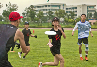 年轻人为什么玩飞盘上瘾 飞盘运动为什么火了