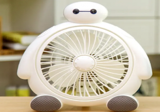 怎么放电风扇最能让房间凉爽起来 电风扇怎么放置最凉快