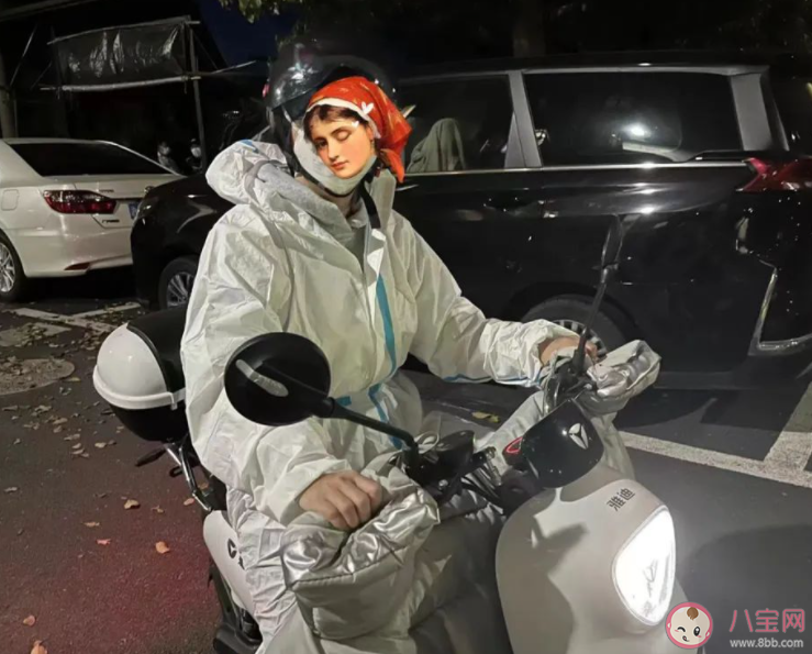 如何看待大厂女孩辞职送外卖 你认为她的选择对吗 如何看待大厂女孩辞职送外卖 你认为她的选择对吗