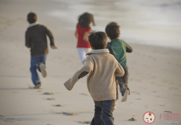 为啥家长总想着替孩子大包大揽 怎么让孩子慢慢独立