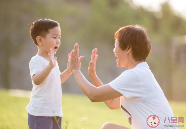 父母缺位对孩子的成长影响有多大 父爱缺失的人长大后会怎样