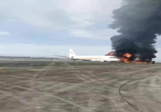 飞机起火会造成什么危害 飞机起火如何自救逃生