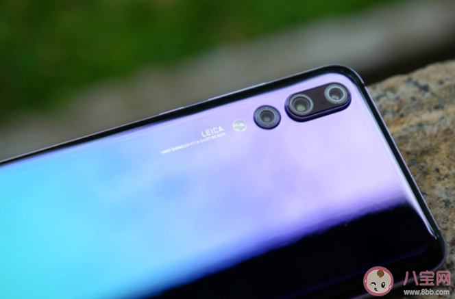 为什么手机厂商忙着发明颜色 你买手机时看重颜色吗 为什么手机厂商忙着发明颜色 你买手机时看重颜色吗