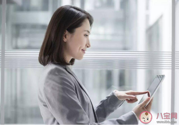 哪一刻你发现年轻人正在改变社会 从现在年轻人身上可以看到什么