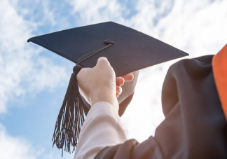 如何看待清华博士报考协警 你觉得博士靠协警大材小用了吗