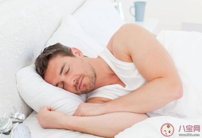 平均每人每年或丢失44小时睡眠 为何到老年睡眠时间就少了 平均每人每年或丢失44小时睡眠 为何到老年睡眠时间就少了