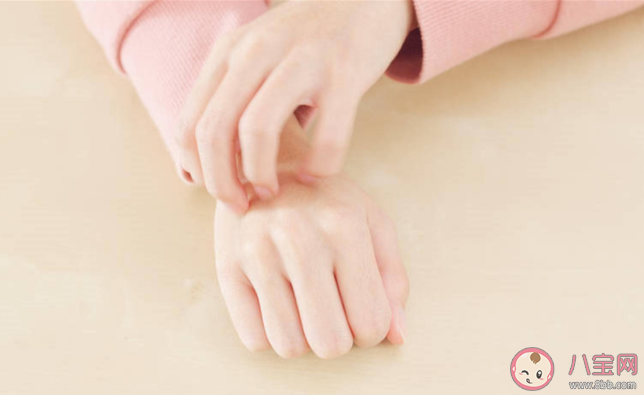 为什么带状疱疹好了还会疼 哪些人是带状疱疹高发人群 为什么带状疱疹好了还会疼 哪些人是带状疱疹高发人群