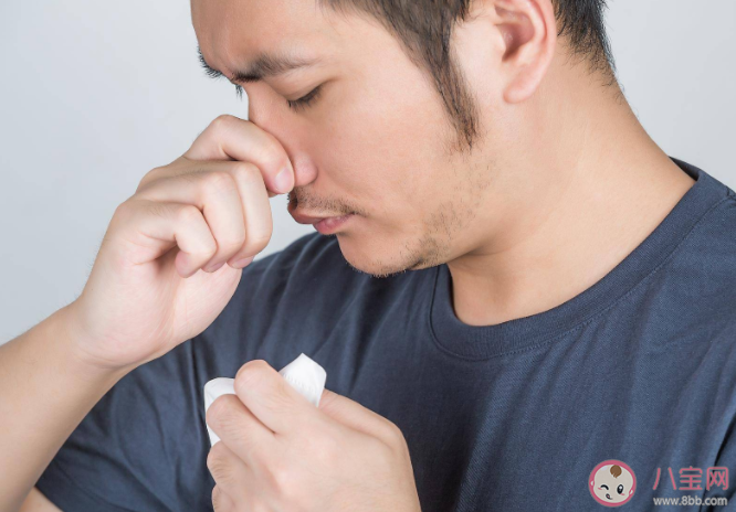 挖鼻孔会带来3个不良后果 经常挖鼻孔会怎样