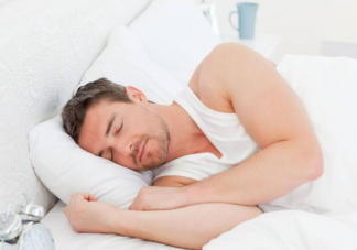 平均每人每年或丢失44小时睡眠 为何到老年睡眠时间就少了