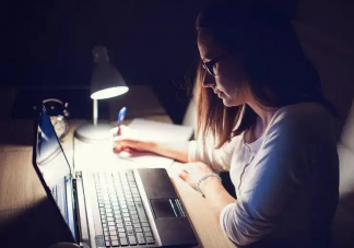 连续3晚睡眠不足免疫功能低一半 熬夜会降低人体免疫力吗