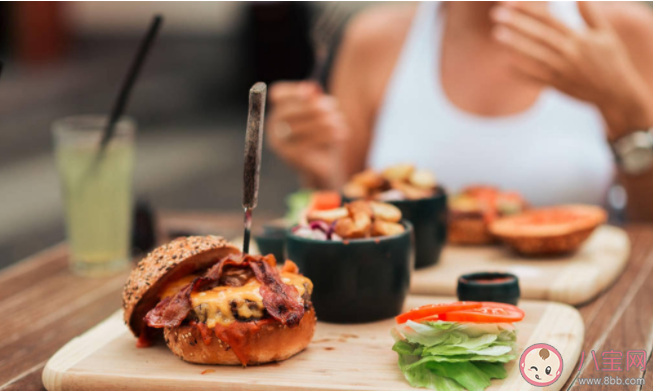 长期不吃晚饭真的会变瘦吗 长期不吃晚饭减下去的都是什么