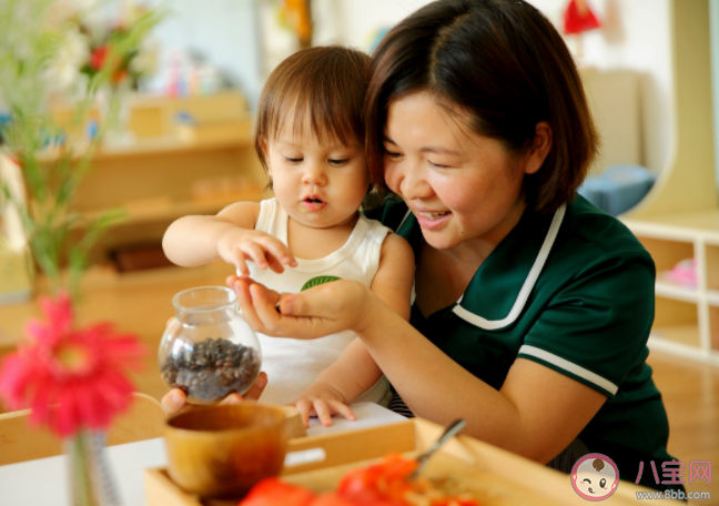 2岁的孩子送全托班会造成心理伤害吗 如何选择合适自己宝宝的托育机构