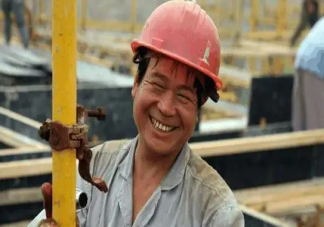建筑工人变老变少意味着什么 建筑工人老龄化会怎样