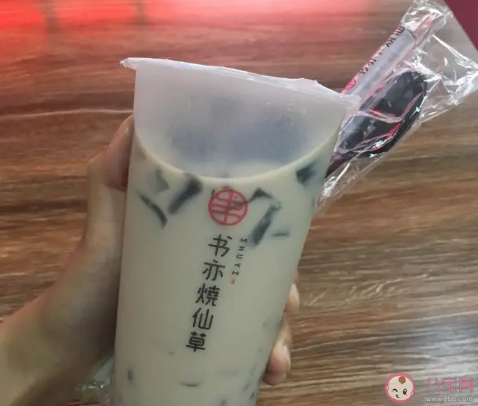 烧仙草和龟苓膏是同一种食物吗 蚂蚁庄园6月17日答案介绍