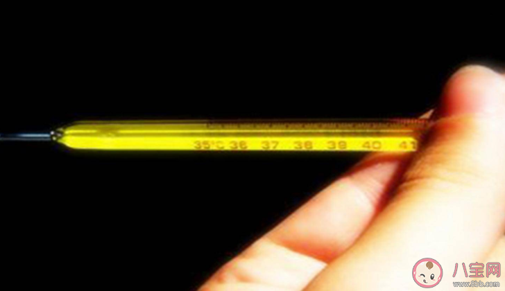 女性更容易比男生感到冷吗 正常体温是37℃还是36.5℃