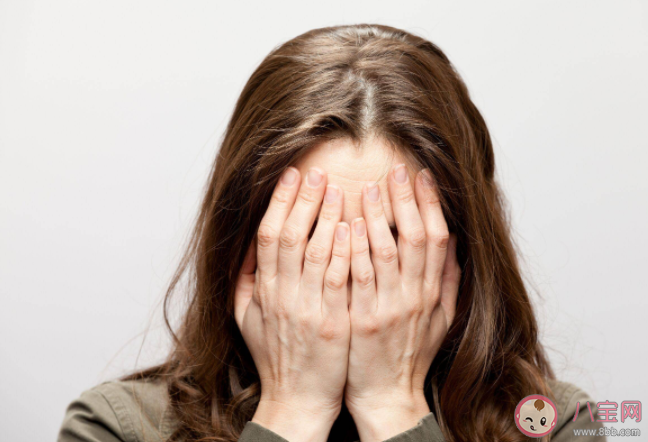 印堂发黑是迷信还是科学 怎么观察面相发现健康问题