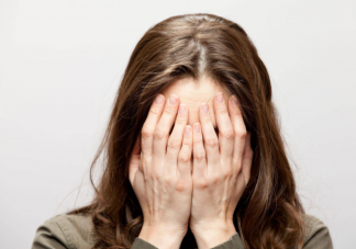 印堂发黑是迷信还是科学 怎么观察面相发现健康问题