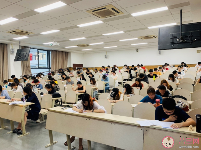 专业和学校排名哪个更重要 如何在大学和专业之间找到一个平衡点