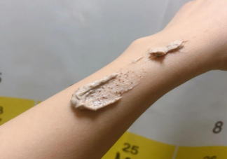 磨砂去死皮到底好不好 用去死皮的产品搓出来的真的是死皮吗