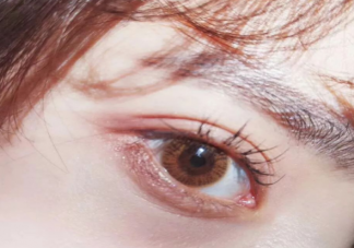 戴美瞳会有哪些不适 选购使用美瞳产品温馨提示