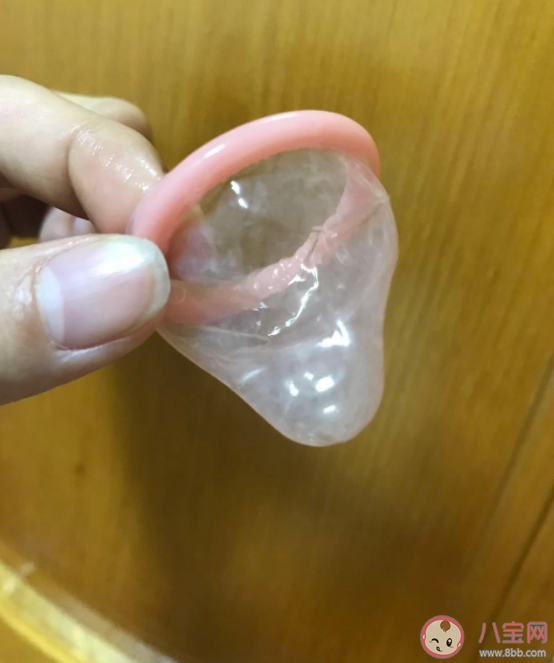 避孕套销量为什么下降了 用好避孕套的7个小技巧 避孕套销量为什么下降了 用好避孕套的7个小技巧