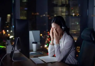 睡不着和熬夜有什么区别 熬夜和睡不着哪个伤害大