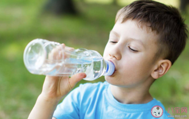 婴儿水富氧水是智商税吗 有哪些所谓的高端水 婴儿水富氧水是智商税吗 有哪些所谓的高端水