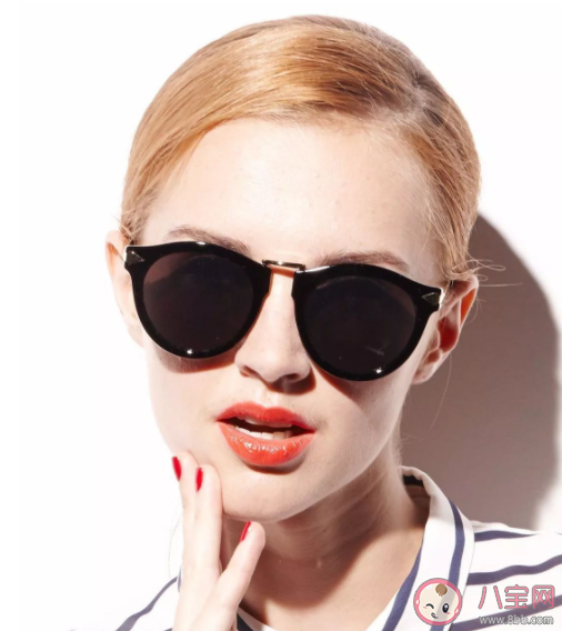 为什么戴上太阳镜后人变得好看了 怎么根据脸型选太阳镜 为什么戴上太阳镜后人变得好看了 怎么根据脸型选太阳镜