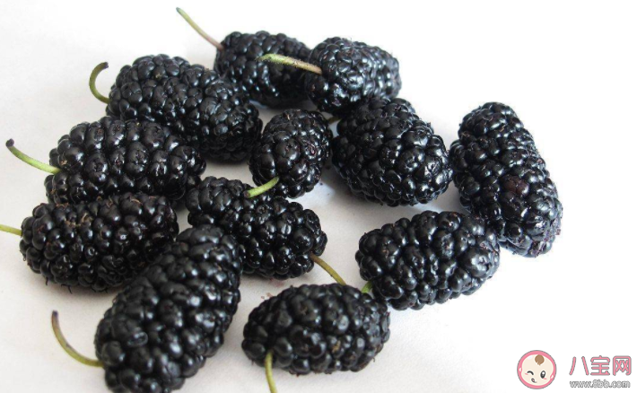 蚂蚁庄园7月12日答案解析：野外看到形似桑葚的小野果可以摘来吃吗