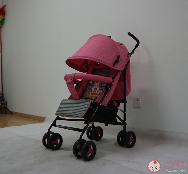 遮盖婴儿车真的能遮阳乘凉吗 夏季遛娃应该怎么做