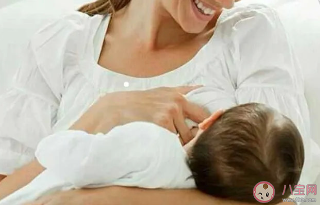 新生儿前三个月需要注意的忌讳有哪些 宝宝前三个月如何照顾