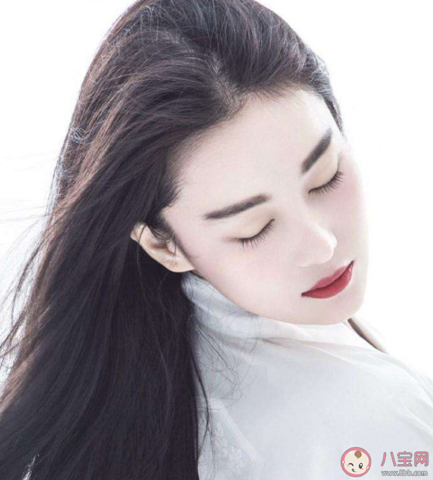 头发该如何保养 最佳的洗头的时间是何时