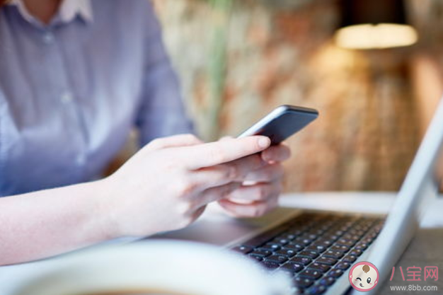 为什么说长期被辐射会变丑 洗脸可以防电脑辐射吗