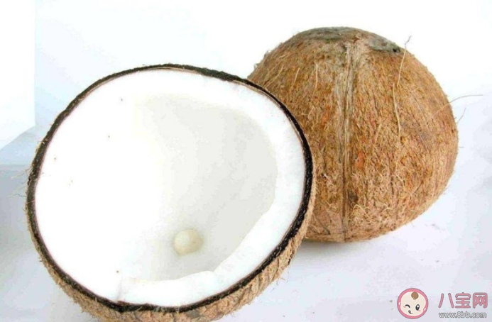 椰子里面为什么有水 夏季喝椰子汁有什么好处