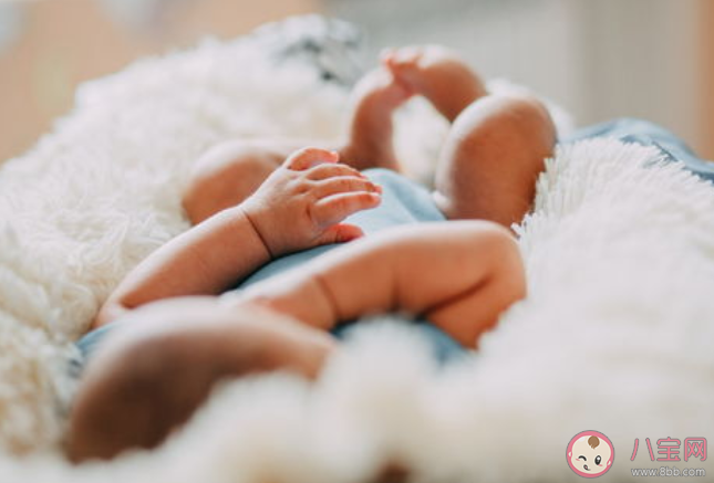 如何能发现宝宝的肌张力异常 宝宝肌张力异常怎么办