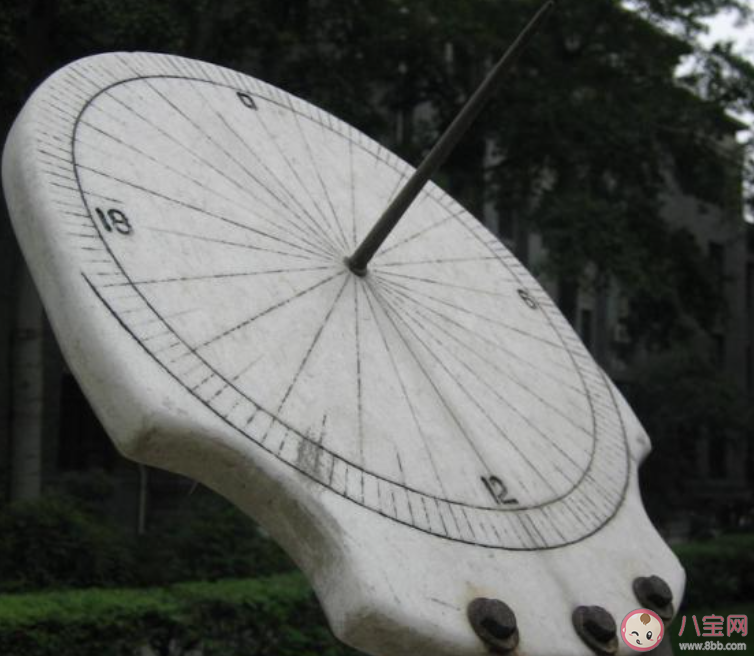 为什么钟表的指针是从左向右顺时针转 蚂蚁庄园7月29日答案最新 为什么钟表的指针是从左向右顺时针转 蚂蚁庄园7月29日答案最新