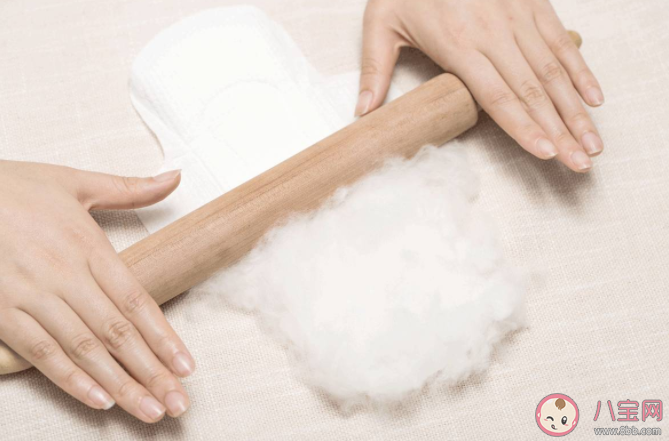 女性使用不安全卫生巾危害有多大 怎么看卫生巾产品质量 女性使用不安全卫生巾危害有多大 怎么看卫生巾产品质量